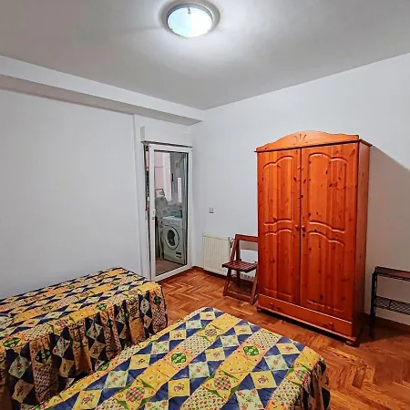 Apartment Rosalia De Castro